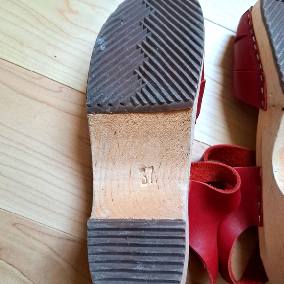 Lotta From Stockholm Red Clog Sandals Size 37 - Picture 5 of 5